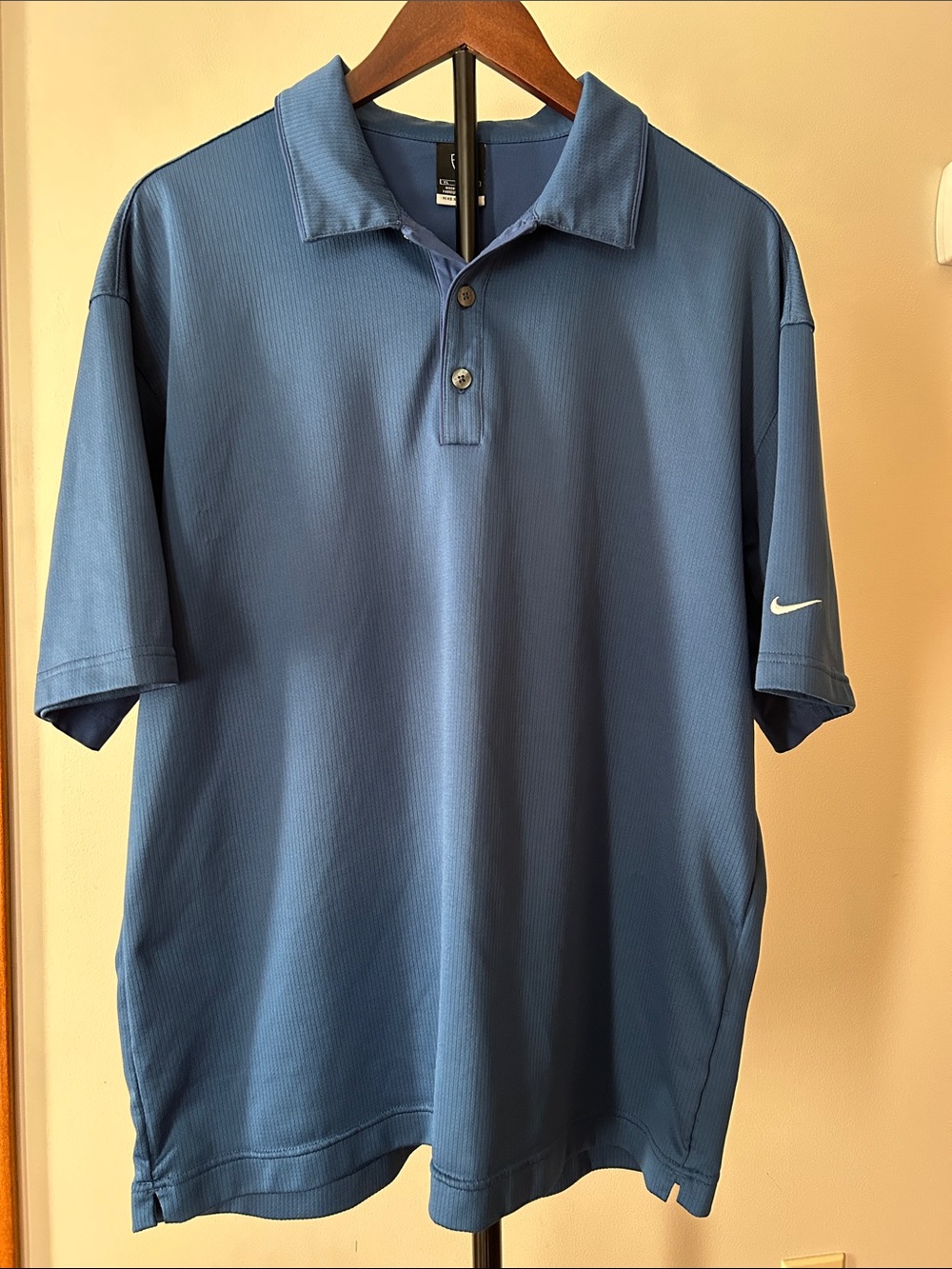 Nike Men's Blue Short-Sleeve Performance Polo